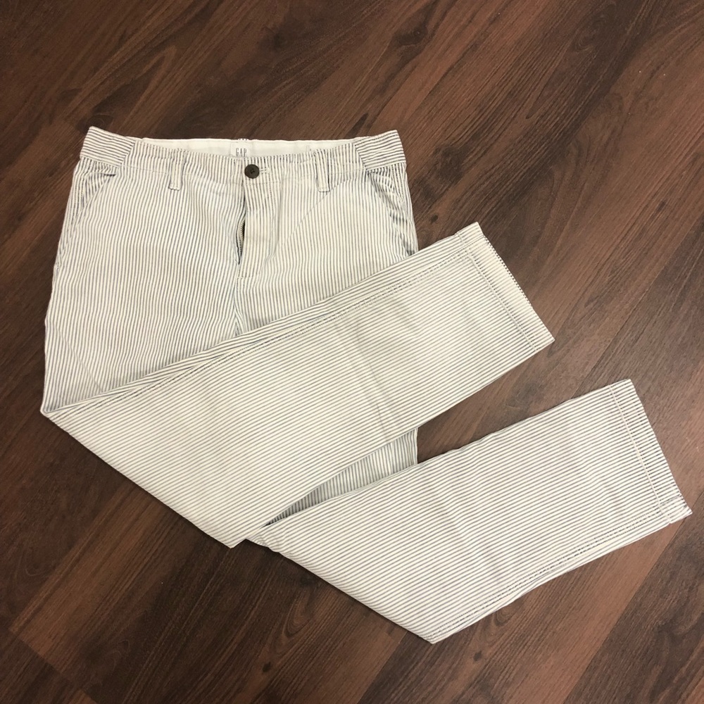 Gap Girlfriend Chino in blue and white stripe